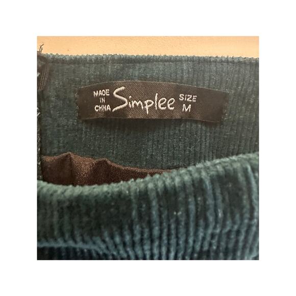Simplee Sz M Dark Green Corduroy‎ Floral Embroidered Mini Skirt Bohemian Artsy - Picture 3 of 10